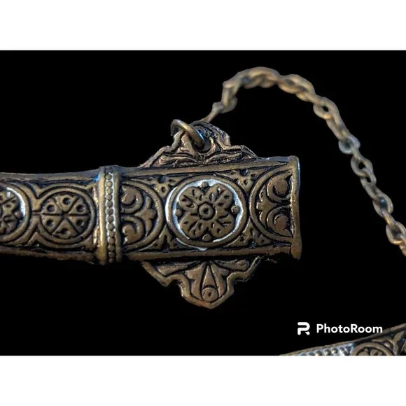 Black Gold Vintage Sword Sheath Lapel Pin Badge Collar Brooch SF Damascene 3in